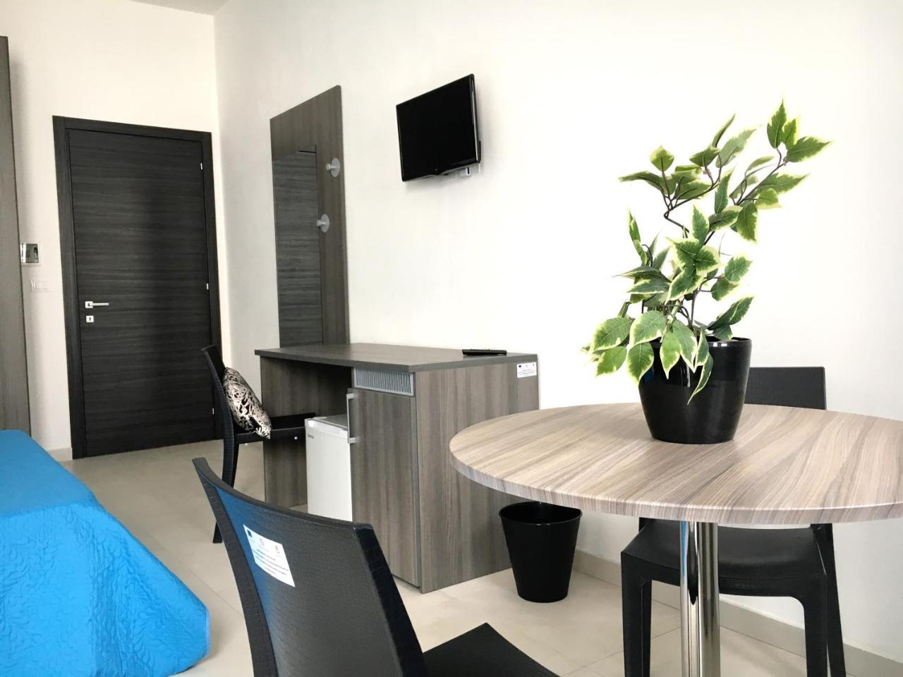 B&B Costa Azzurra Porto Cesareo Εξωτερικό φωτογραφία