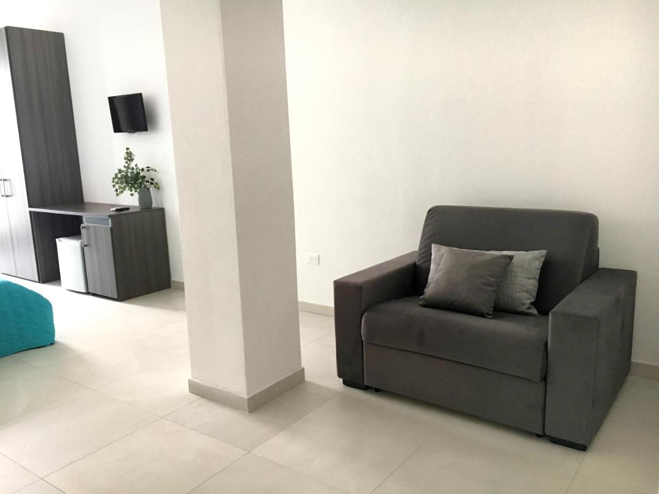 B&B Costa Azzurra Porto Cesareo Εξωτερικό φωτογραφία